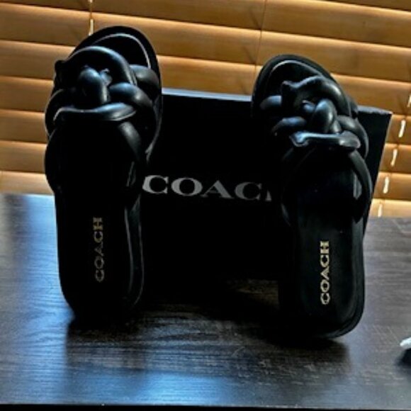COACH GEORGIE BLACK LEATHER SLIDES SIZE 7.5 - Picture 1 of 7